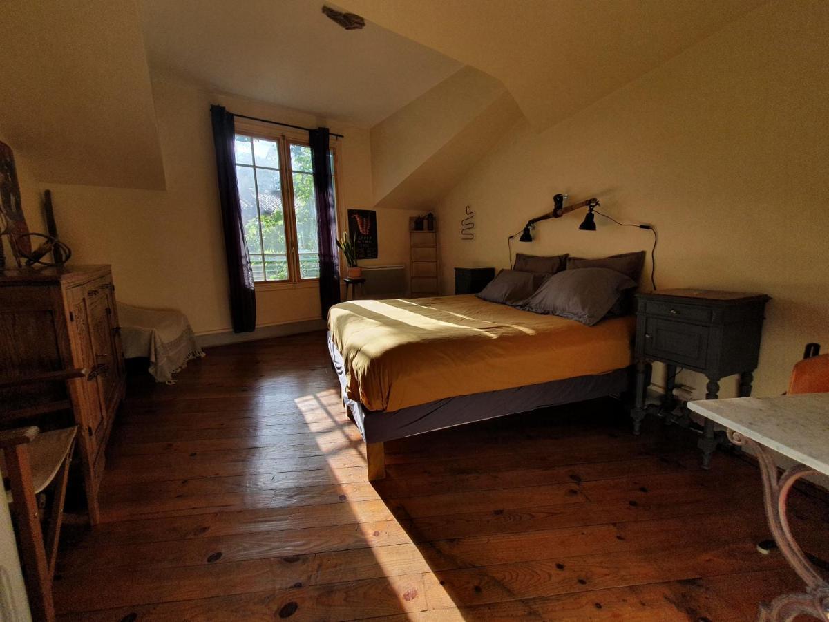 Le Refuge Ceretan, Grand Et Bel Appartement Mansarde En Plein Centre 외부 사진